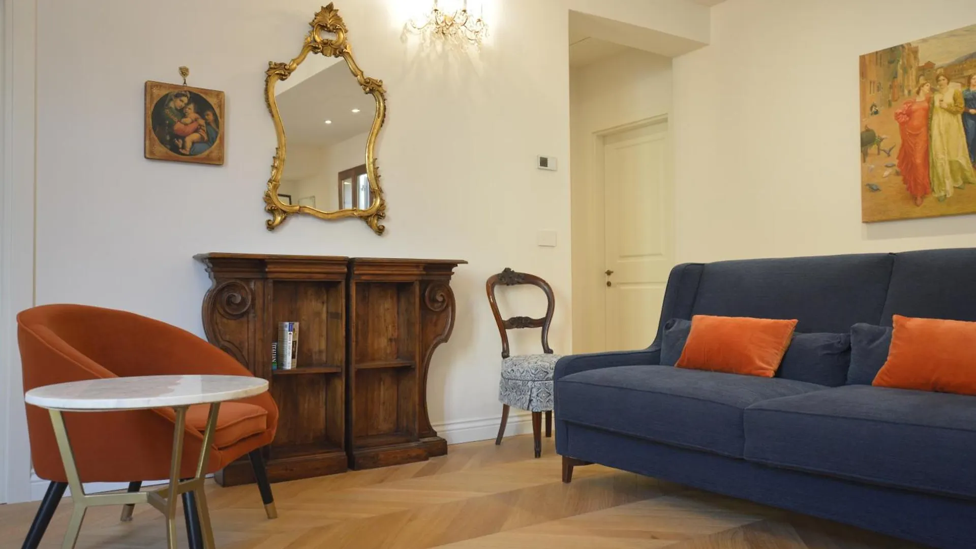Servi Elegant Apartment With Terrace Florence