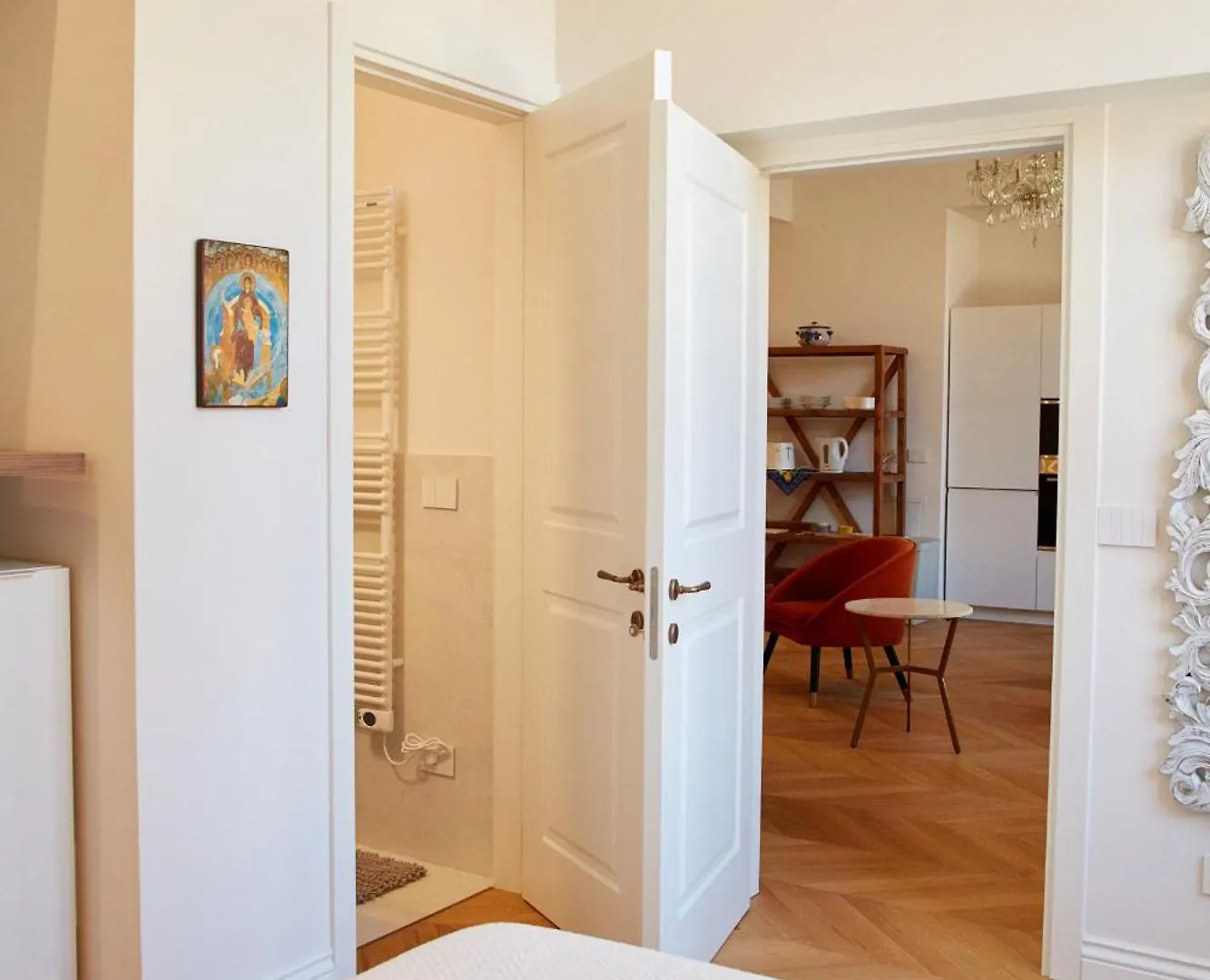 Servi Elegant Apartment With Terrace Florence