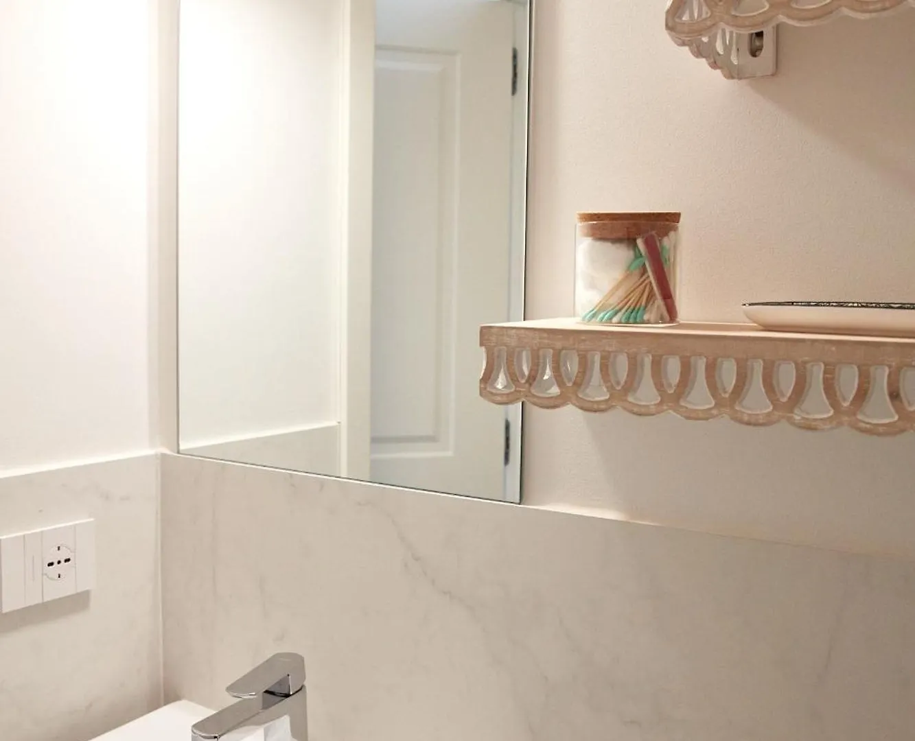 Servi Elegant Apartment With Terrace Florence Italy